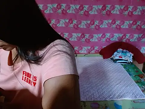 Itsme Foxy Shantale online show from 07-05-26, 10:38