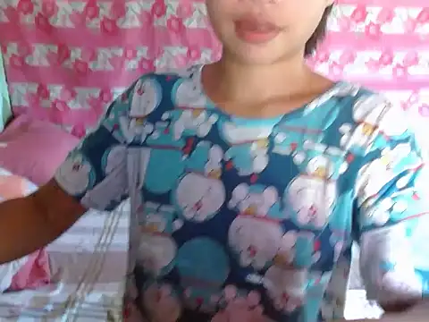 Itsme Foxy Shantale online show from 06-27-26, 01:00