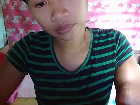 Itsme Foxy Shantale online show from 07-16-26, 12:40