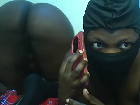 sexymamiii2 online show from 07-28-26, 02:13