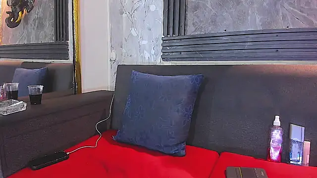 Snapshot of Brianhot0F chatting on 07-08-26, 11:44 Brianhot0F online show from 07-08-26, 11:44