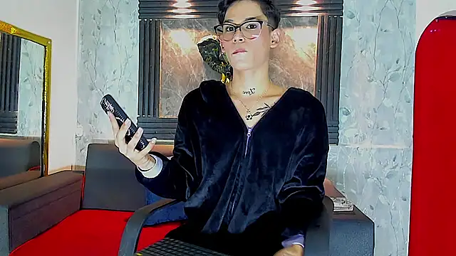 Snapshot of Brianhot0F chatting on 07-17-26, 11:07 Brianhot0F online show from 07-17-26, 11:07