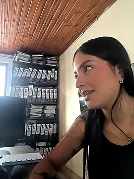 SophiCastro09  online show from 07-29-26, 08:30