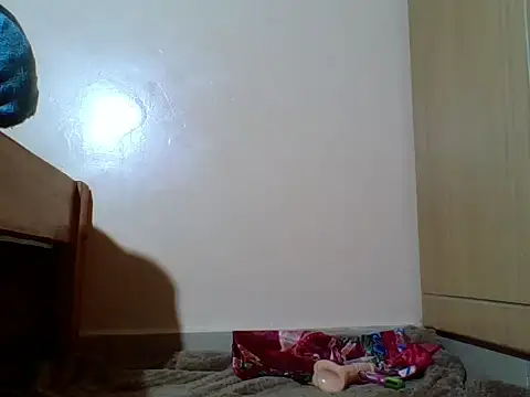 Snapshot of EbonyJuly chatting on 06-27-26, 10:27 EbonyJuly online show from 06-27-26, 10:27