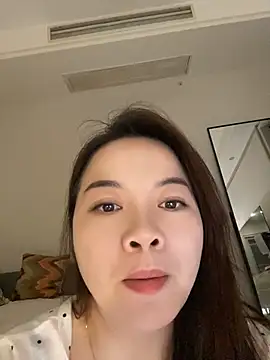 qianduoduo521 online show from 07-07-26, 03:37