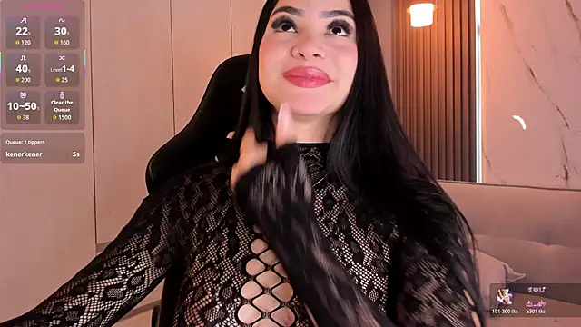 madisson foxxx  online show from 06-25-26, 06:13