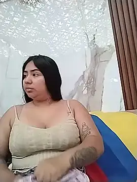 Snapshot of Amber_Herrera chatting on 06-16-26, 12:27 Amber Herrera online show from 06-16-26, 12:27