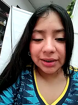 Snapshot of Amber_Herrera chatting on 06-12-26, 01:09 Amber Herrera online show from 06-12-26, 01:09