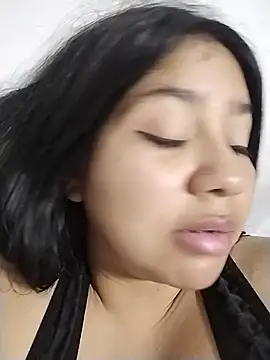 Snapshot of Amber_Herrera chatting on 07-01-26, 01:06 Amber Herrera online show from 07-01-26, 01:06
