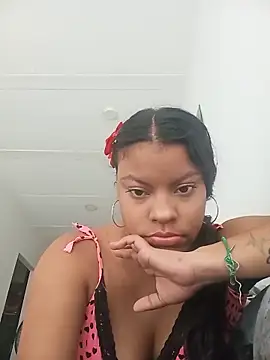Rose F0x online show from 06-16-26, 06:41