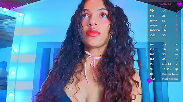 Snapshot of Aylin_valerie chatting on 07-02-26, 07:31 Aylin valerie online show from 07-02-26, 07:31