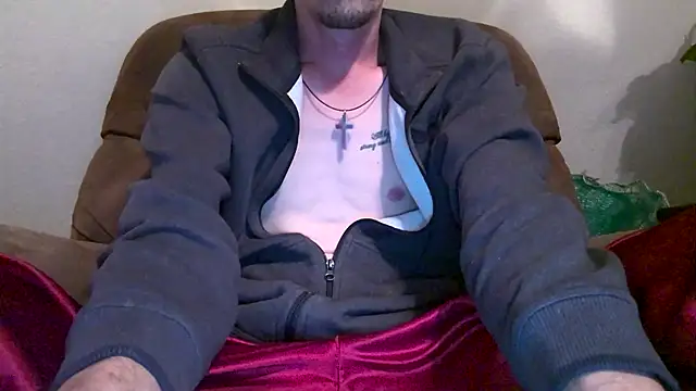 Snapshot of Mstrdstrctn7 chatting on 12-30-24, 04:31 Mstrdstrctn7 online show from 12-30-24, 04:31