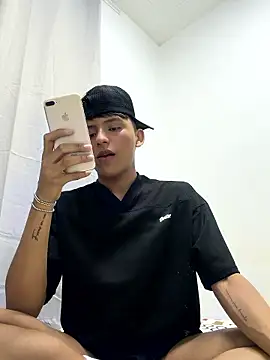 Snapshot of Boydilan chatting on 06-07-26, 03:12 Boydilan online show from 06-07-26, 03:12
