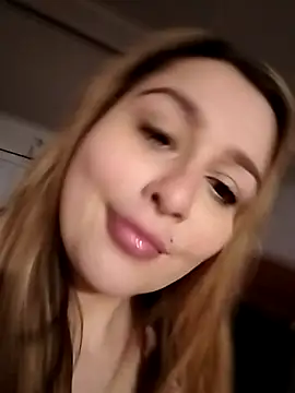 Snapshot of candice1994 chatting on 06-07-26, 11:32 candice1994 online show from 06-07-26, 11:32