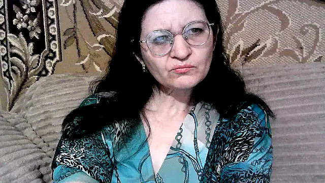Snapshot of Dear_Annet chatting on 06-20-26, 06:35 Dear Annet online show from 06-20-26, 06:35