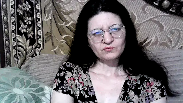 Snapshot of Dear_Annet chatting on 07-18-26, 08:28 Dear Annet online show from 07-18-26, 08:28