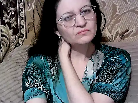 Snapshot of Dear_Annet chatting on 06-18-26, 08:03 Dear Annet online show from 06-18-26, 08:03