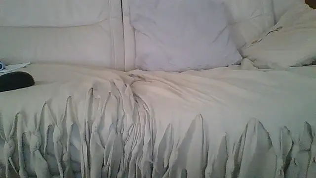 Snapshot of filler166 chatting on 06-19-26, 05:41 filler166 online show from 06-19-26, 05:41