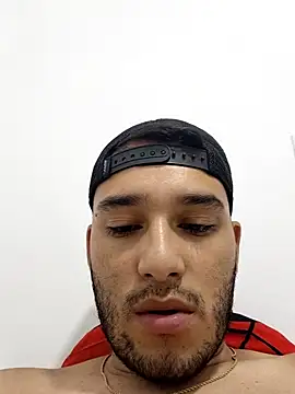 Snapshot of Thiago_Stone1 chatting on 07-07-26, 01:58 Thiago Stone1 online show from 07-07-26, 01:58