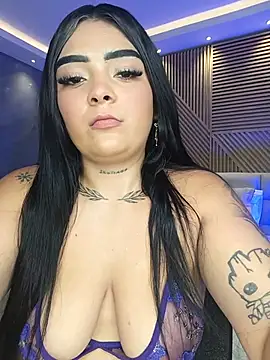 inaya khalifaa online show from 06-18-26, 09:53