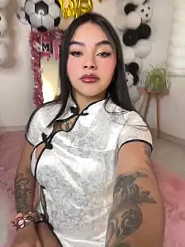 mia zafirr online show from 06-18-26, 09:31