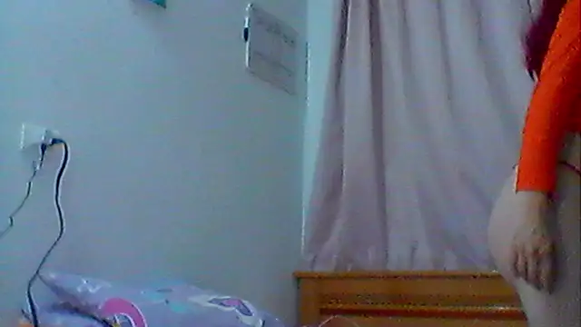 Snapshot of _CherrySweetie_ chatting on 07-15-26, 04:19 CherrySweetie online show from 07-15-26, 04:19