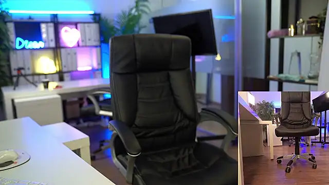 BabesGoWild online show from 03-10-26, 05:44