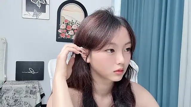 Snapshot of wenwen8888 chatting on 06-23-26, 03:37 wenwen8888 online show from 06-23-26, 03:37