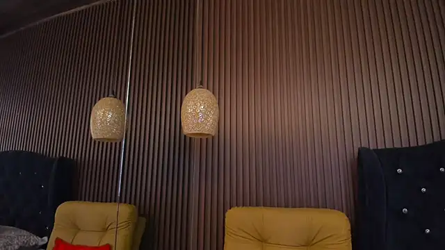 Chloe Belll online show from 07-17-26, 01:08