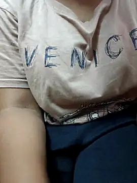 Snapshot of telugubigboobs__P chatting on 07-17-26, 06:43 telugubigboobs P online show from 07-17-26, 06:43