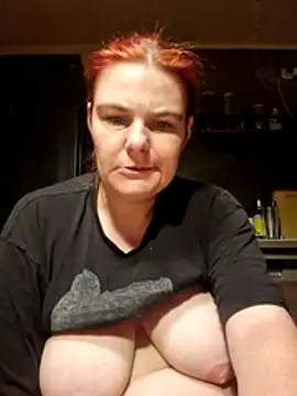 GoldenWifee online show from 07-15-26, 04:19
