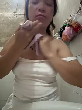 -Naty- online show from 06-11-26, 03:25