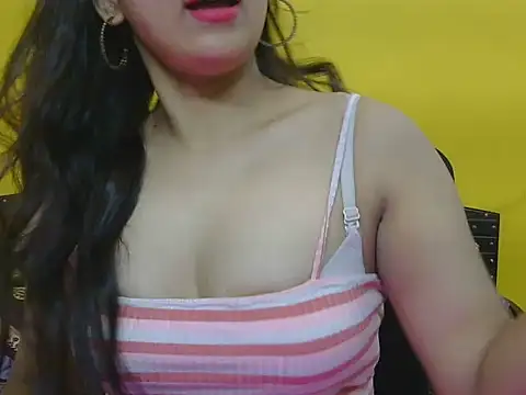 Snapshot of sweety-ritika chatting on 06-18-26, 05:17 sweety-ritika online show from 06-18-26, 05:17