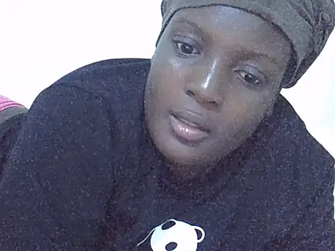 Snapshot of Hot-Zelinda chatting on 06-19-26, 09:31 Hot-Zelinda online show from 06-19-26, 09:31