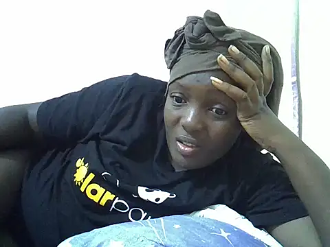 Snapshot of Hot-Zelinda chatting on 07-09-26, 03:51 Hot-Zelinda online show from 07-09-26, 03:51