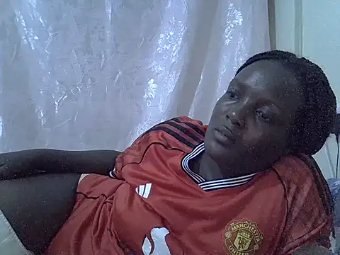 Snapshot of Hot-Zelinda chatting on 07-15-26, 06:48 Hot-Zelinda online show from 07-15-26, 06:48