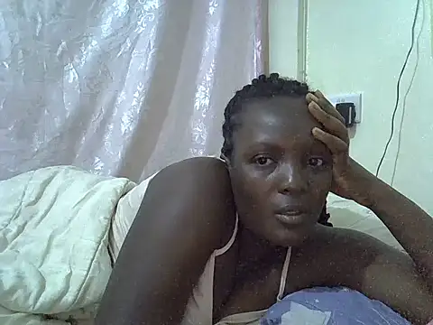 Snapshot of Hot-Zelinda chatting on 07-19-26, 11:01 Hot-Zelinda online show from 07-19-26, 11:01