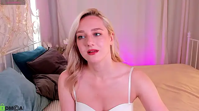 Chloe-Deccer online show from 07-22-26, 12:34