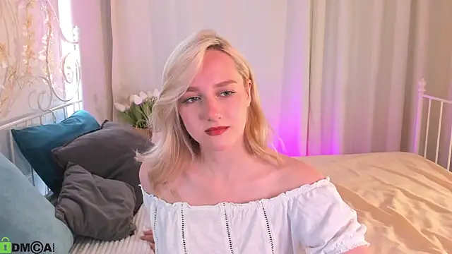 Chloe-Deccer online show from 07-21-26, 01:19