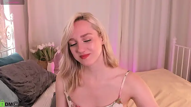 Chloe-Deccer online show from 07-20-26, 01:13