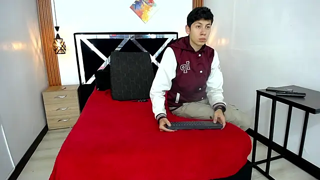 MIA COINS online show from 07-10-26, 10:43