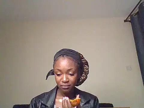 Lill Miss online show from 07-16-26, 03:09
