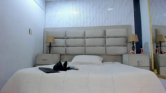 Snapshot of Hydan_ chatting on 07-18-26, 09:56 Hydan online show from 07-18-26, 09:56