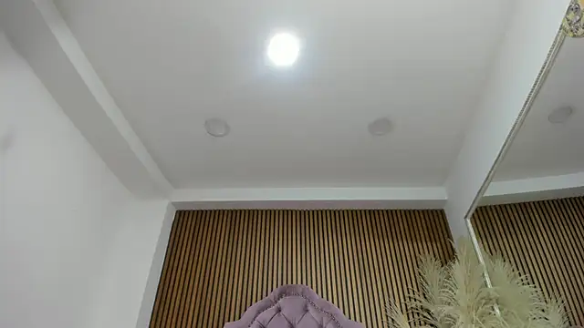 Snapshot of Hydan_ chatting on 06-18-26, 08:25 Hydan online show from 06-18-26, 08:25