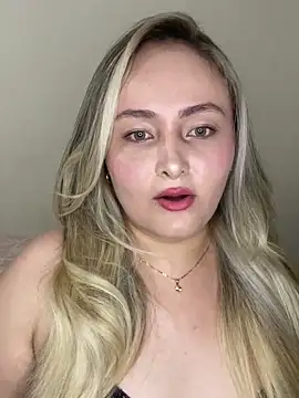 Snapshot of Rositafresitaa chatting on 06-16-26, 01:49 Rositafresitaa online show from 06-16-26, 01:49