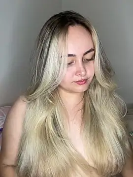 Snapshot of Rositafresitaa chatting on 07-13-26, 02:55 Rositafresitaa online show from 07-13-26, 02:55