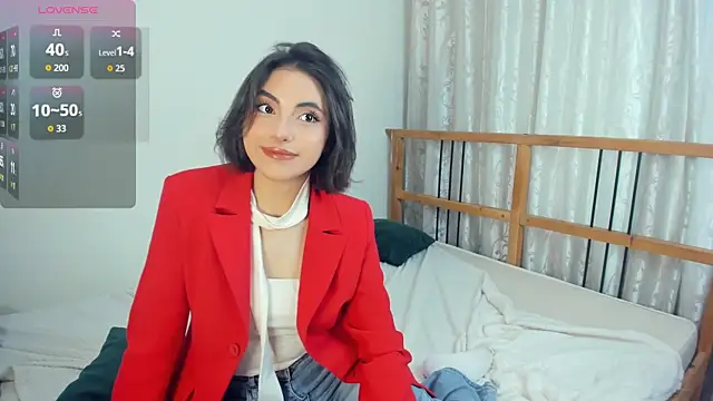 Snapshot of LunarLori chatting on 06-14-26, 08:15 LunarLori online show from 06-14-26, 08:15