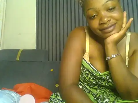 Snapshot of sweett_camillah chatting on 06-15-26, 09:25 sweett camillah online show from 06-15-26, 09:25
