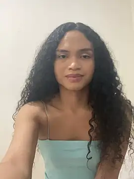 AnaAngel  online show from 06-08-26, 01:11