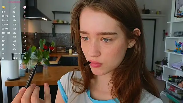 AliviaWithLove online show from 06-19-26, 10:32
